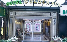 Golden Pen Hotel  3*